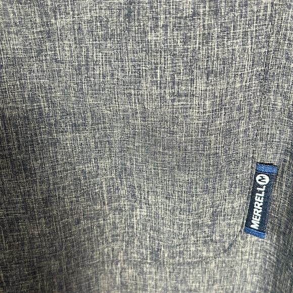 Merrell button down optiwick shirt - Picture 2 of 12